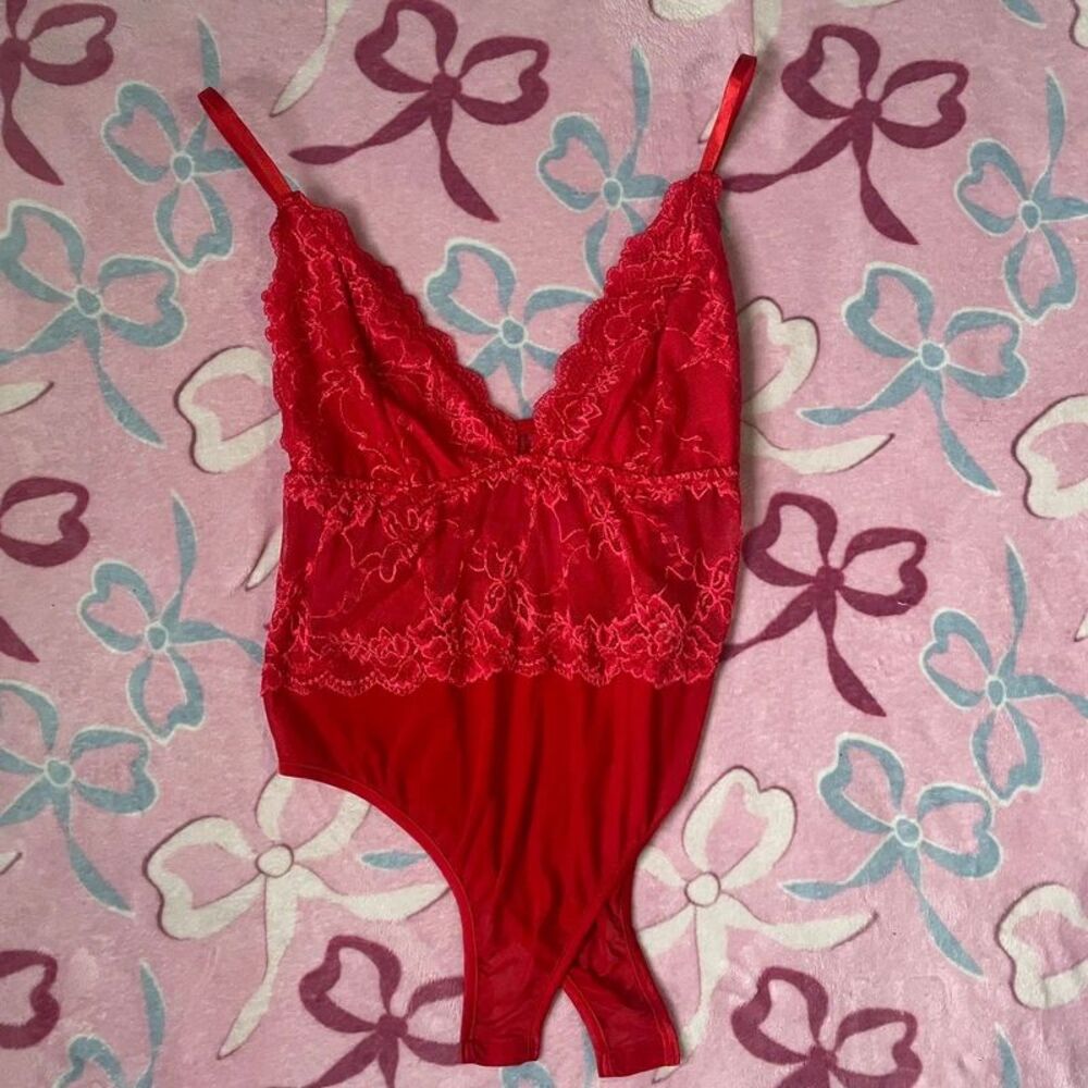 Gorgeous Red Lace Plunging V-Neck Bodysuit Women 1XL Sheer One-Piece Lingerie